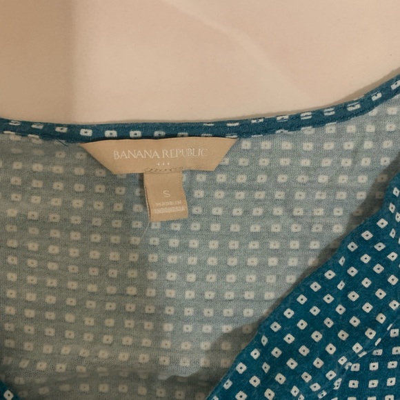 Banana Republic Blouse - Picture 2 of 4